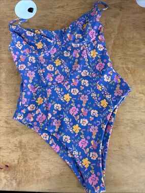 SKATIE size Medium One-Piece Swimsuit